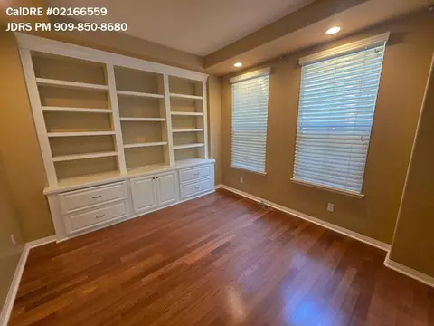 121 Roadrunner, Irvine, CA 92603 photo 8