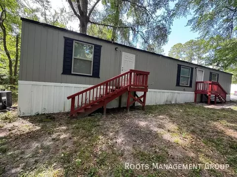 1325 N Franklin St #229, Dublin, GA 31021