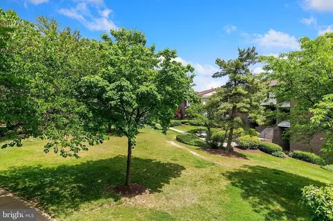 11216 Cherry Hill Rd #102, Beltsville, MD 20705