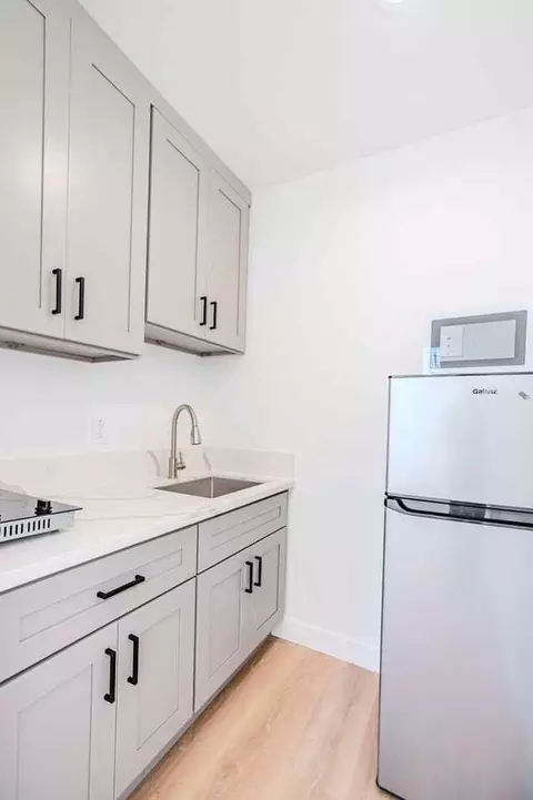 10691 Mckeen St, Garden Grove, CA 92843