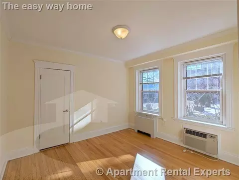22 Chauncy St #15, Cambridge, MA 02138