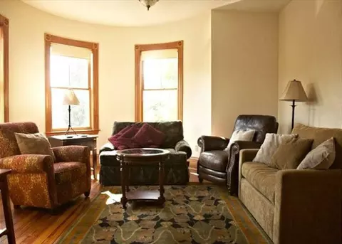 230 Boston St, Boston, MA 02125