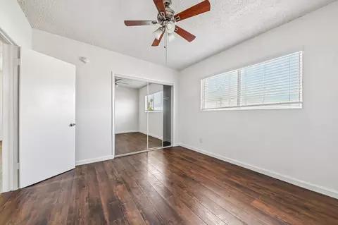 1735 W 120th St, West Athens, CA 90047