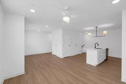 Se Apex Vista, Waukee, IA 50263 photo 4
