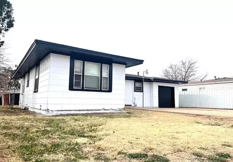 1305 38th St, Lubbock, TX 79412