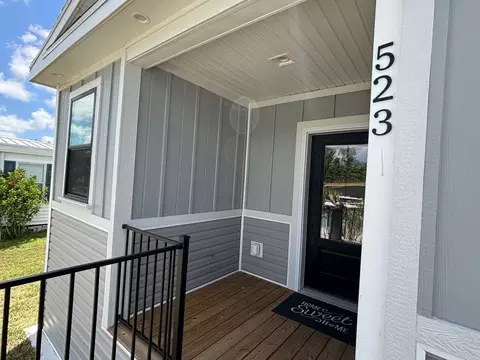 7300 20th St #523, Vero Beach, FL 32966