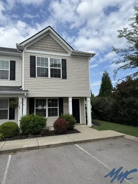 1513 Orange Ct, Murfreesboro, TN 37130