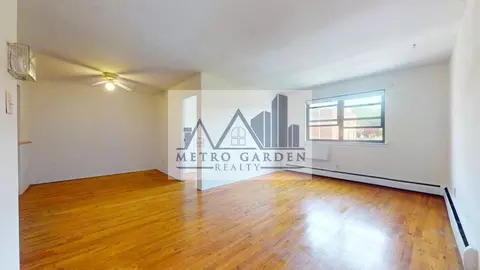 31-48 48th St #3F, New York, NY 11103