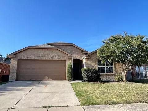 4533 Wheatland Dr, Fort Worth, TX 76179