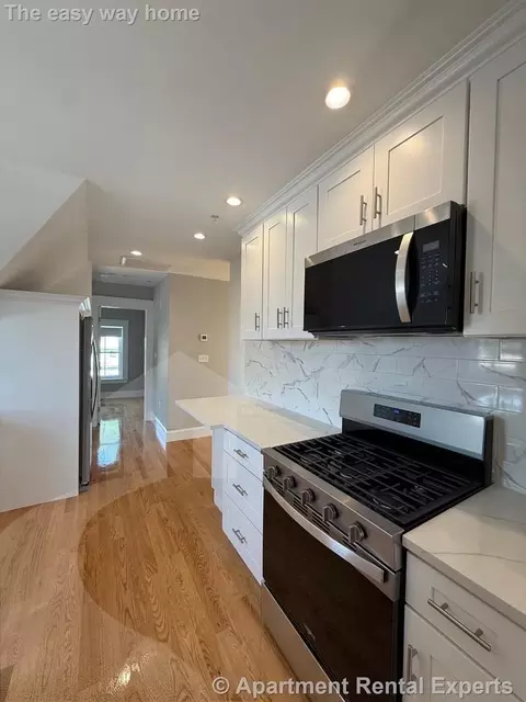 86 Orchard St #3, Medford, MA 02155