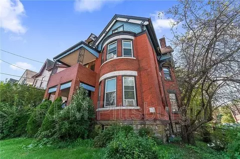 700 Ivy St #5, Pittsburgh, PA 15232