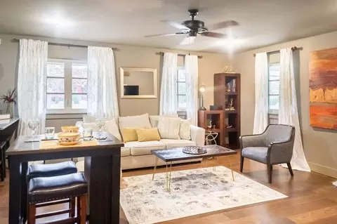 nw f st, Bentonville, AR 72712