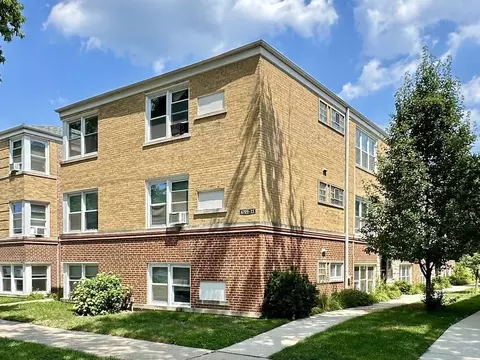 6711 N California Ave #GW, Chicago, IL 60645