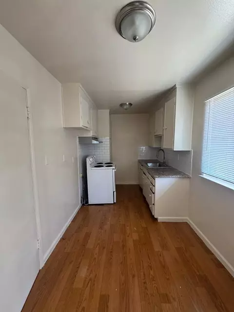 4222 Central Ave #10, Fremont, CA 94536