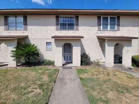 1815 Country Village Blvd, Humble, TX 77338