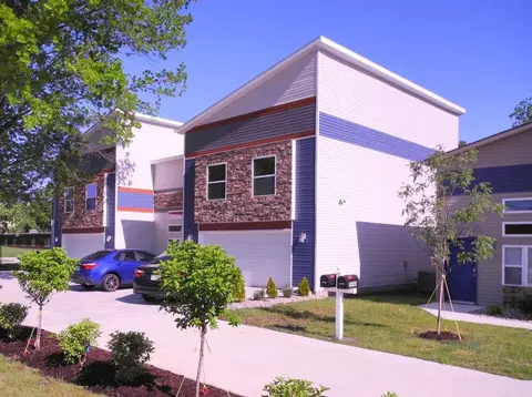 62901 Southern Oasis Townhomes, Carbondale, IL 62901