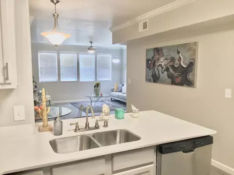 6601 Tennyson St NE, Albuquerque, NM 87111