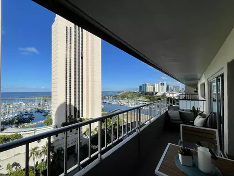 1690 Ala Moana Blvd #1705, Honolulu, HI 96815