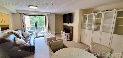 54 Concord Ave #303, Cambridge, MA 02138