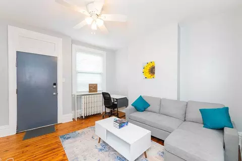 52 Nd St #1254106P, Pittsburgh, PA 15201
