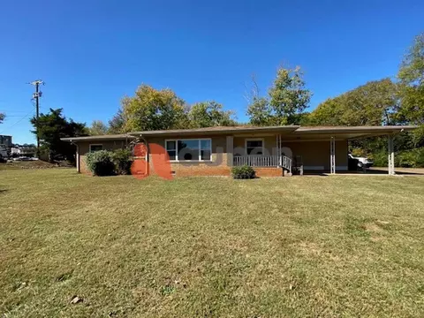 2217 Hickory Valley Rd, Chattanooga, TN 37421