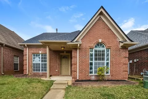 6828 Shorey Ln, Cordova, TN 38018