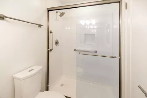 615 Stratford Ct, Del Mar, CA 92014