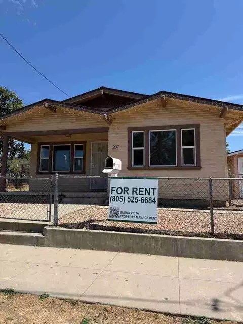 207 N 5th St, Santa Paula, CA 93060