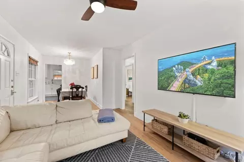 banister ln, Austin, TX 78704