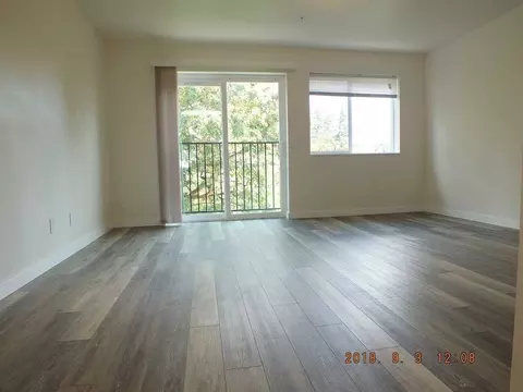 12544 15th Ave NE #312, Seattle, WA 98125