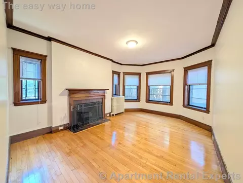5 Linnaean St #7, Cambridge, MA 02138