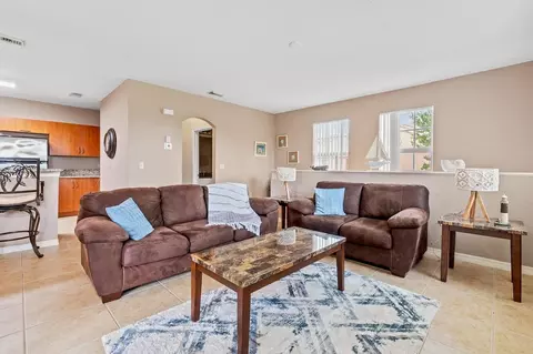 152 SW Peacock Blvd #27-203, Port Saint Lucie, FL 34986