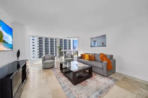 n bayshore dr, Miami, FL 33132