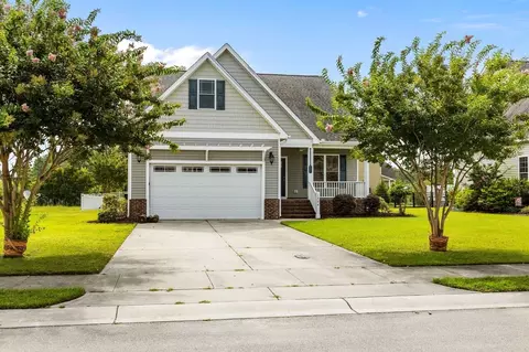 1206 Hidden Cove Ave, Morehead City, NC 28557