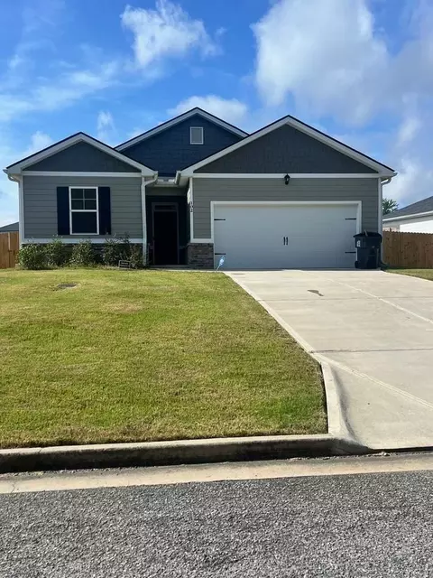 102 Alton Tucker Sr Blvd, Bonaire, GA 31005
