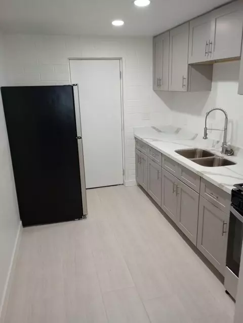603 N D St #06, Eloy, AZ 85131