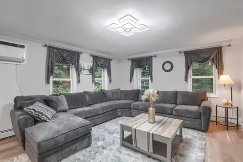 route 9w 751, Fort Montgomery, NY 10922