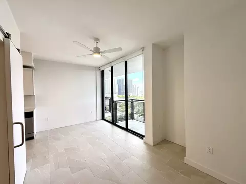 1756 NW 1st Pl, Miami, FL 33136