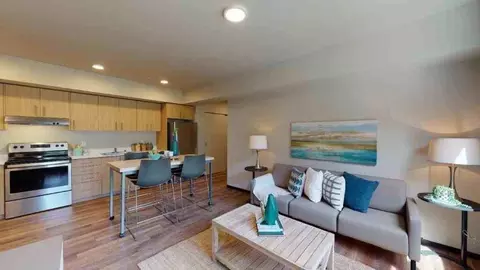 16101 Greenwood Ave N, Shoreline, WA 98133