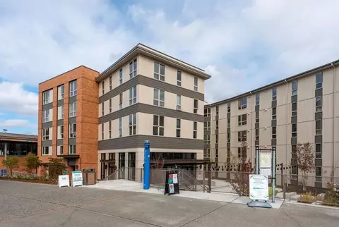 16101 Greenwood Ave N, Shoreline, WA 98133