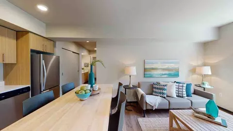 16101 Greenwood Ave N, Shoreline, WA 98133