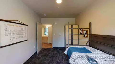 16101 Greenwood Ave N, Shoreline, WA 98133