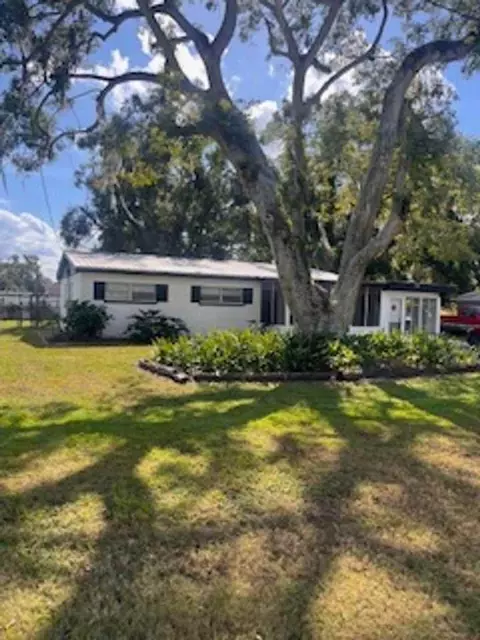 1905 E Linda St, Plant City, FL 33563