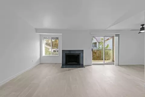 4800 168th St SW # SW, Lynnwood, WA 98037