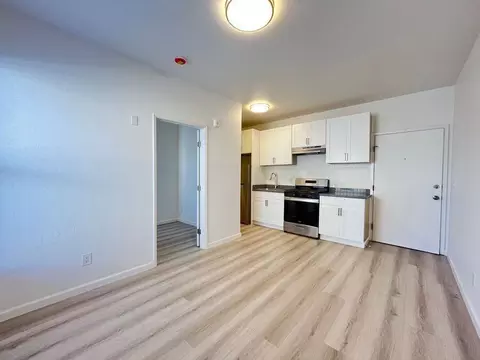 646 Foothill Blvd #103, Oakland, CA 94606