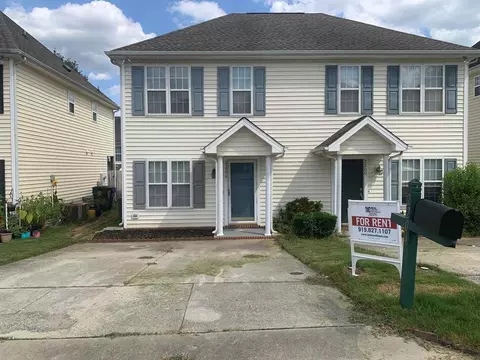 2204 Ventana Ln, Raleigh, NC 27604