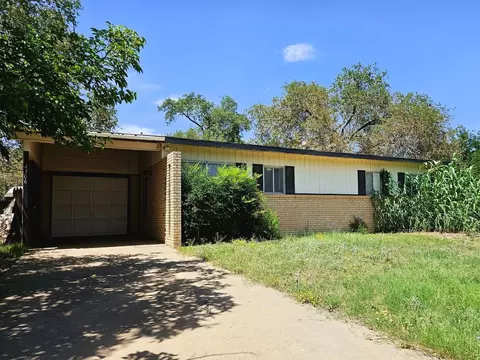 4306 61st St, Lubbock, TX 79413