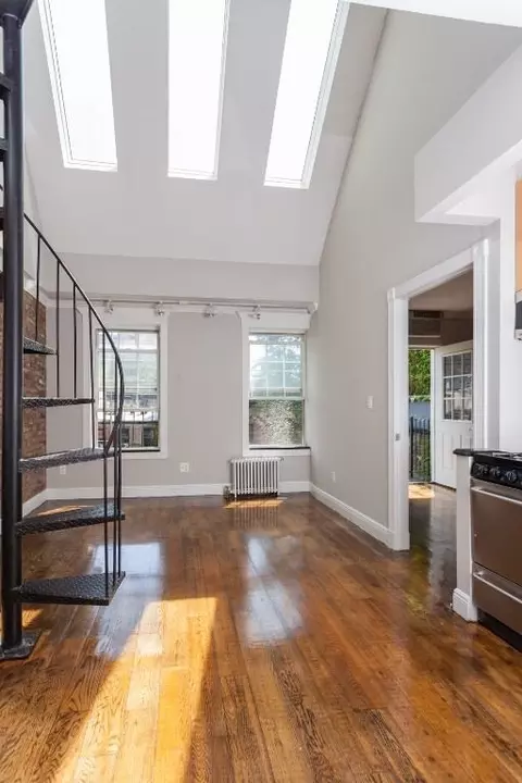 Undisclosed, New York, NY 10011