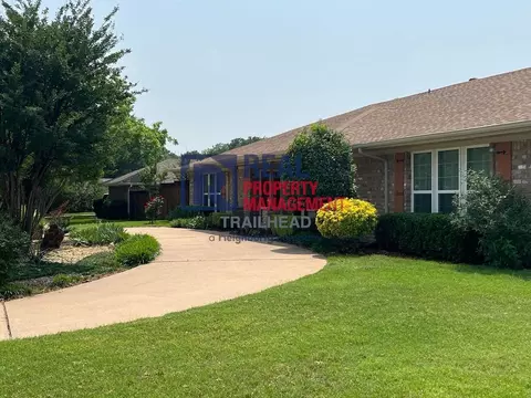 6400 Espana Dr, Fort Worth, TX 76133