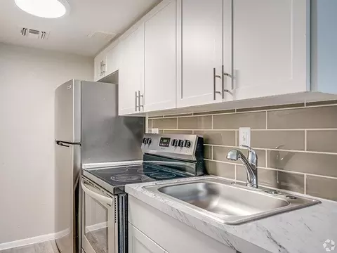 4903 W Thomas Rd, Phoenix, AZ 85031